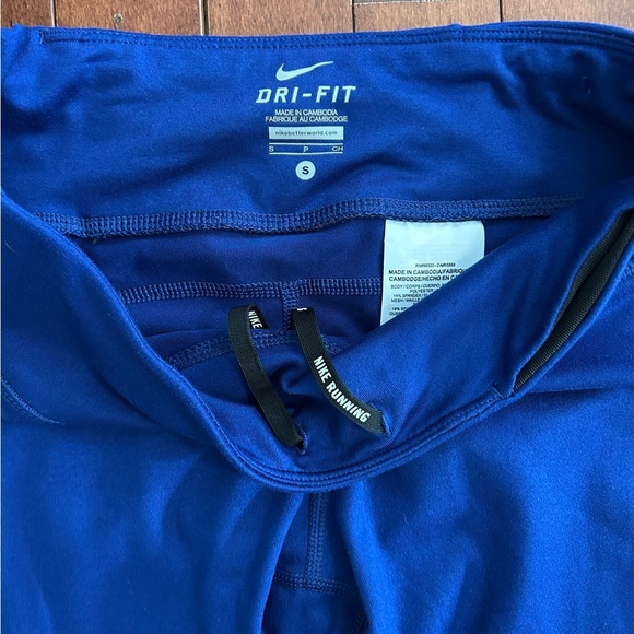 Nike Dri-Fit Women’s Royal Blue Athletic Leggings Size Small - Picture 3 of 6